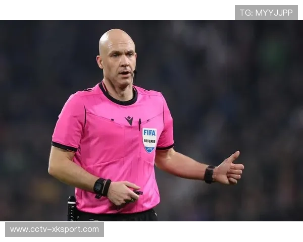 阿贾克斯队长泰勒对阵切尔西比赛中早早染红离场球队面临巨大考验 阿贾克斯队长泰勒对阵切尔西比赛中早早染红离场球队面临巨大考验